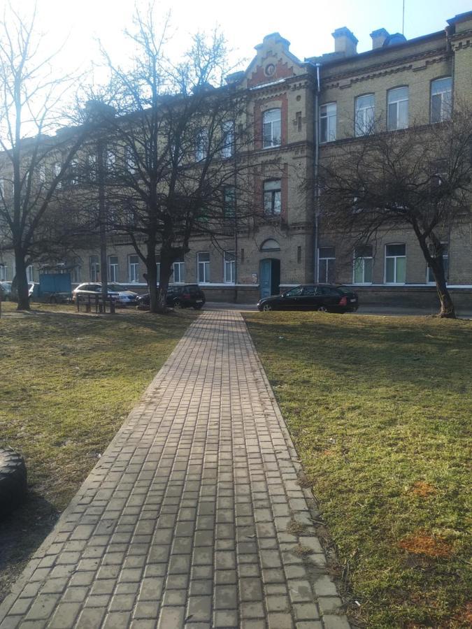 ルーツィクЦентр, Євгена Коновальця, 3アパートメント エクステリア 写真